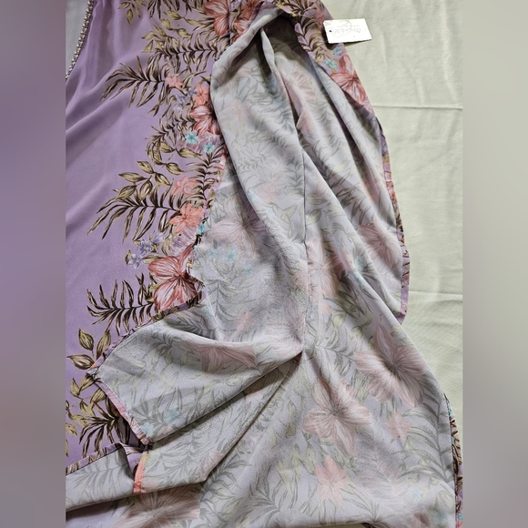 Cathrines Lavender Floral Kimono - Picture 6 of 12